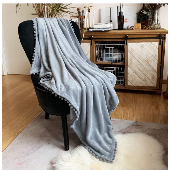 Sunflower Yellow Pompom Fringe Chic Cozy Soft Throw Blanket/Cover - Picture 12 of 16